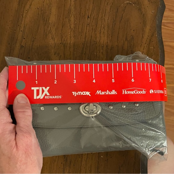 Coach rivets crossbody - Picture 6 of 8